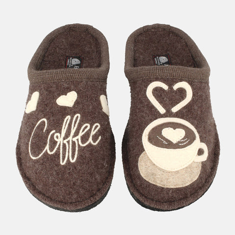 Haflinger Pantoffel Coffee Time Braun (Braunmeliert) aus Schurwolle mit Kaffeeapplikation und Filzsohle Vogelperspektive