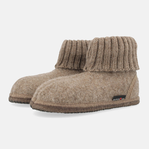 Haflinger Hüttenschuh Karl in Beige (Beigemeliert Öko) aus reiner Schurwolle mit Latex beschichteter Filzsohle Seitenansicht
