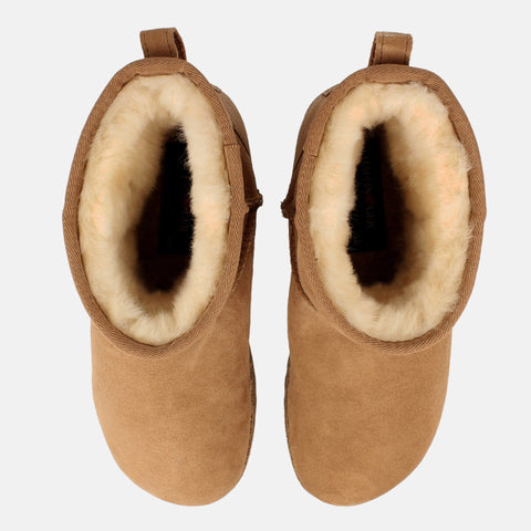 Haflinger Lammfellboots Aino in Braun (Chestnut) aus Lammfell mit Gummisohlen geeignet für drinnen und draußen Vogelperspektive