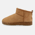 Haflinger Lammfellboots Elsa in Braun (Chestnut) aus Lammfell mit Gummisohlen geeignet für drinnen und draußen Seitenansicht