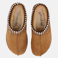 Haflinger Lammfellclog Lakota in Braun (Chestnut) aus Lammfell mit stylischer Borte und EVA-Sohlen Vogelperspektive