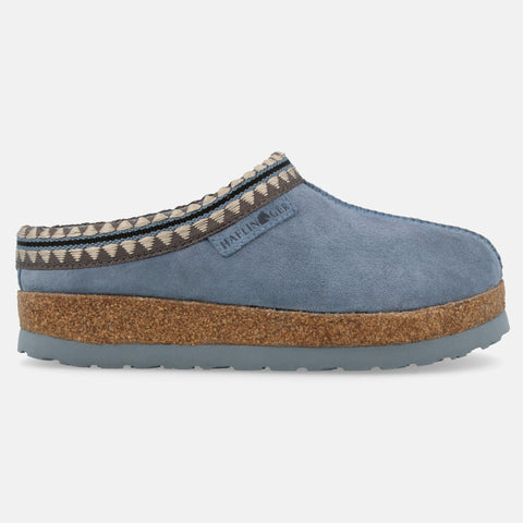 Haflinger Lammfellclog Lakota in Blau (Flint Stone) aus Lammfell mit stylischer Borte und EVA-Sohlen Seitenansicht