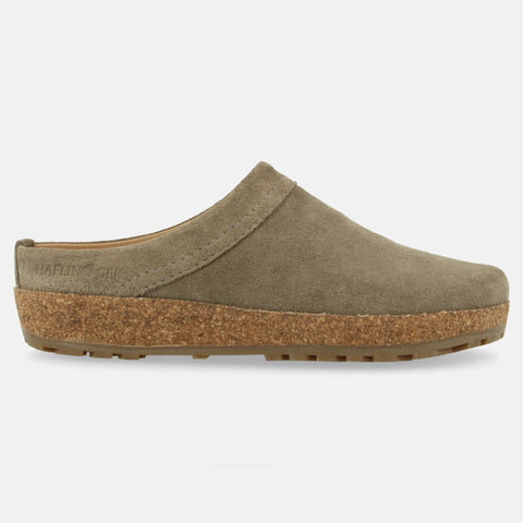 Haflinger Lederclog Malmö in Grün (Khaki) aus Leder mit weichem Fußbett perfekt für drinnen und draußen Seitenansicht