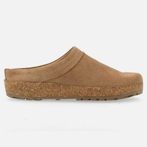 Haflinger Lederclog Malmö in Beige aus Leder mit weichem Fußbett perfekt für drinnen und draußen Seitenansicht