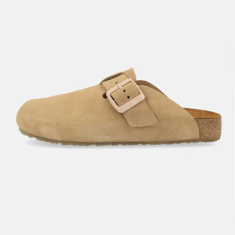 Haflinger Clog Porto in Beige (Cappuccino) aus Leder mit Korkfußbett und verstellbarer Schnalle Seitenansicht