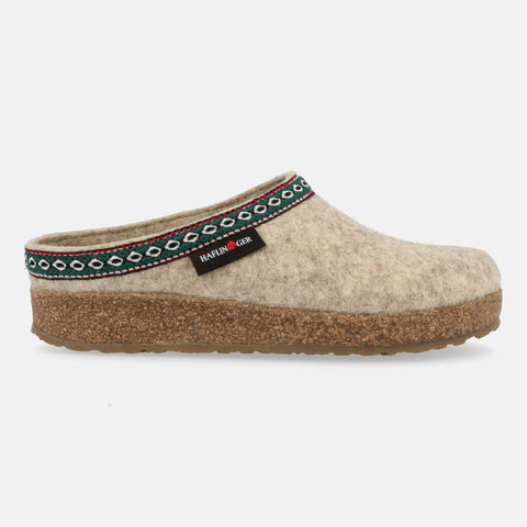 Haflinger Filzclog Franzl in Beige (Beigemeliert Öko) aus Filz mit einer dekorativen Borte verziert Seitenansicht