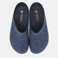 Haflinger Clog Torben in Blau (Jeans) aus Filz mit Lederband und Korkfußbett Vogelperspektive