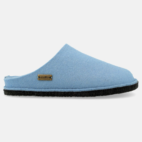 Haflinger Flair Soft in Hellblau (Eisblau) aus Filz mit FIlzsohle Seitenansicht