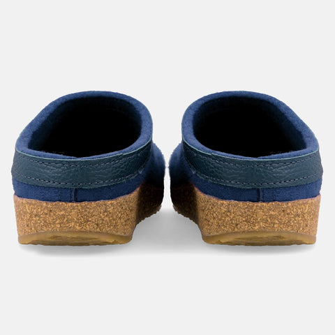 Haflinger Clog Torben in Blau (Kaskade) aus Filz mit Lederband und Korkfußbett Hinteransicht