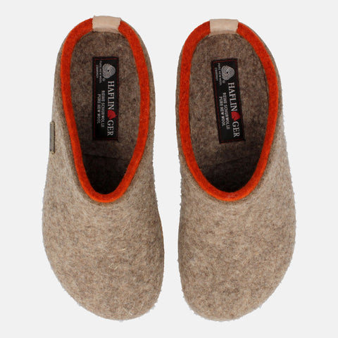 Haflinger Filzclog Kris in Beige (Torf) aus Filz mit modischem Filzband verziert Vogelperspektive