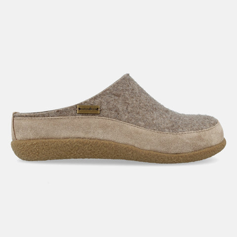Haflinger Filzclog Skane in Beige (Torf) aus Filz mit Lederband und thermoplastische Gummisohle Seitenansicht 