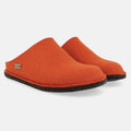 Haflinger Flair Soft in Orange (Fuchs) aus Filz mit FIlzsohle Seitenansicht