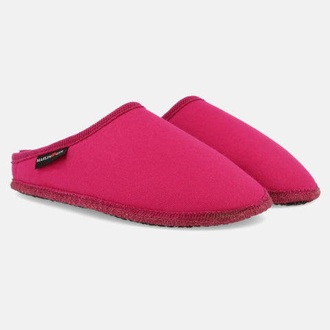 Haflinger Pantoffel Cotty in Rosa (Fuchsia) aus Baumwolle mit Filzsohle Seitenansicht