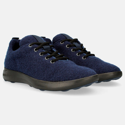 Haflinger Wool Sneaker Every Day in Blau (Ocean) aus Filz mit Schnürbändern und Gummisohle Seitenansicht