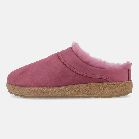 Haflinger Lammfellclog Snowbird in Rosa (Burgund) aus Leder mit Lammfell und Korkfußbett Seitenansicht