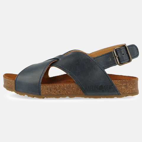 Haflinger Sandale Tom in Blau (Bali) aus Leder mit Riemen und Schnalle mit Korkfußbett Seitenansicht