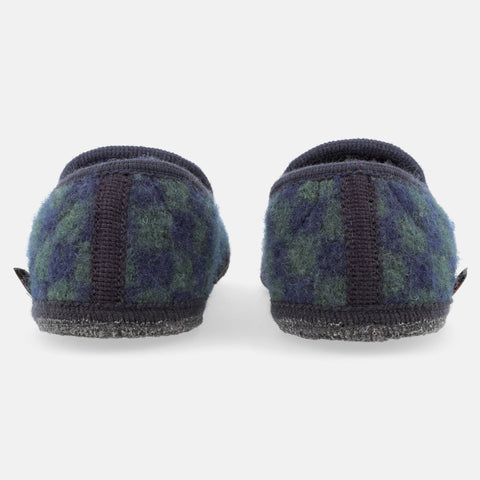 Haflinger Slipper Loafer in Blau (Ocean) aus Walkstoff im Schachfeldmuster mit Filzsohle Hinteransicht