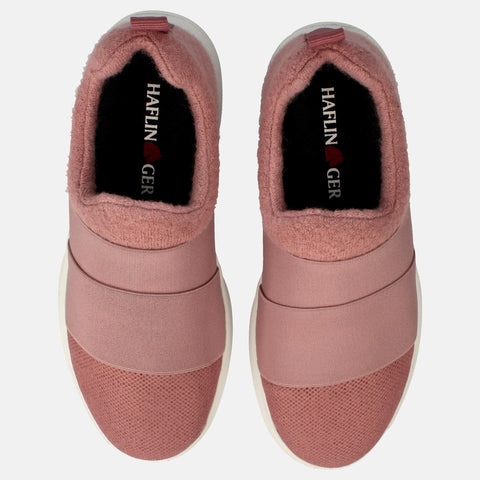 Haflinger Wool Sneaker Jump in Pink (Rosenholz) aus Filz mit elastischen Bändern und Gummisohle Vogelperspektive